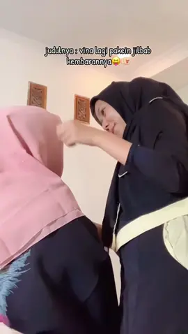 wkkw siapa itu😭🫵🏻 @LATELA HIJAB 