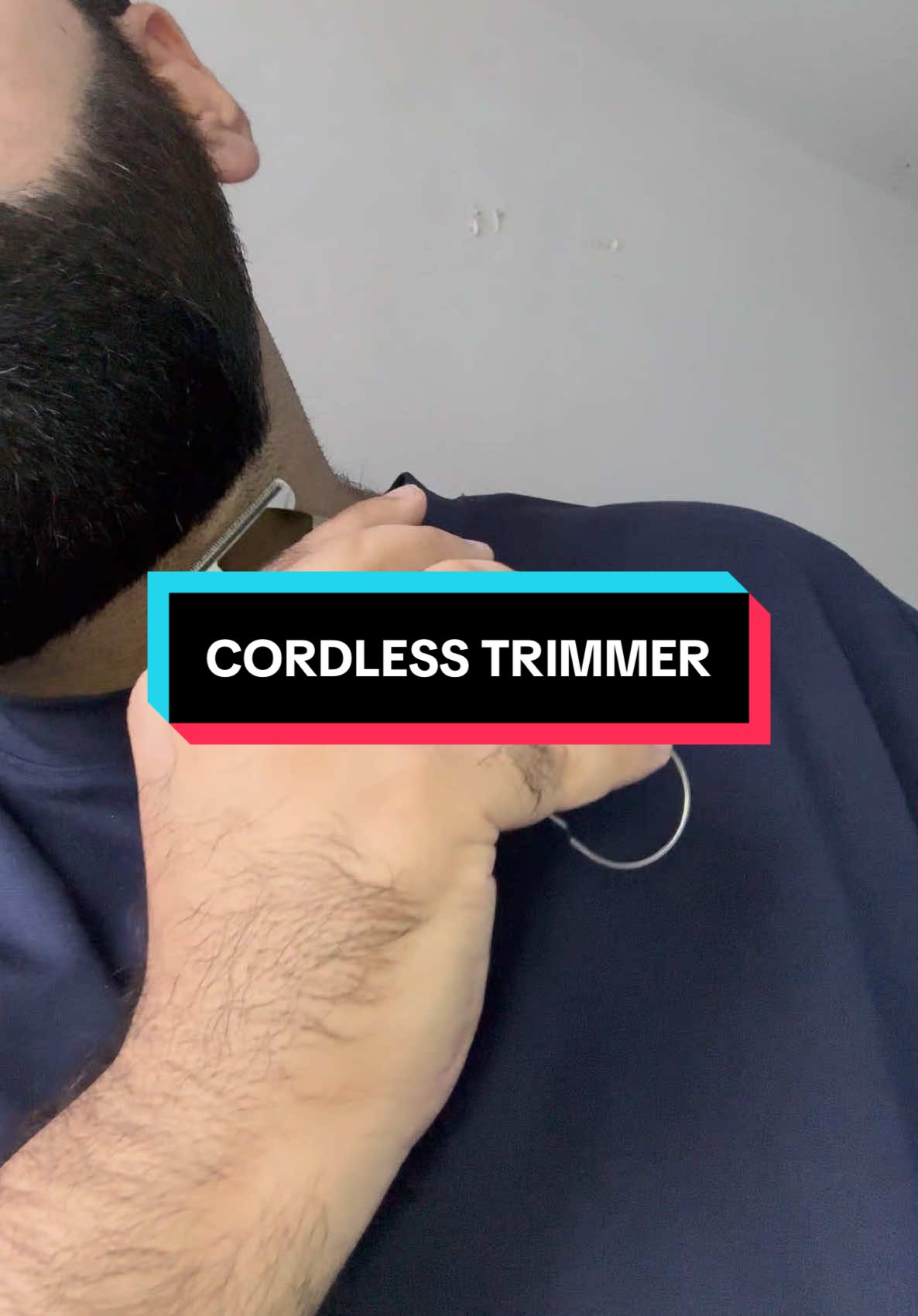Get the fresh trim at home instead with this trimmer ✨#hairtrimmer #hairclipper #beardtrimmer #shaver #cordlesstrimmer 