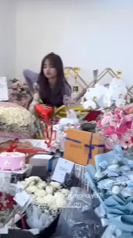bisa x neng bikin vlog unboxing kado😎😉#fyp #fujian #fuji #fujiantiutamiputri #fuji 