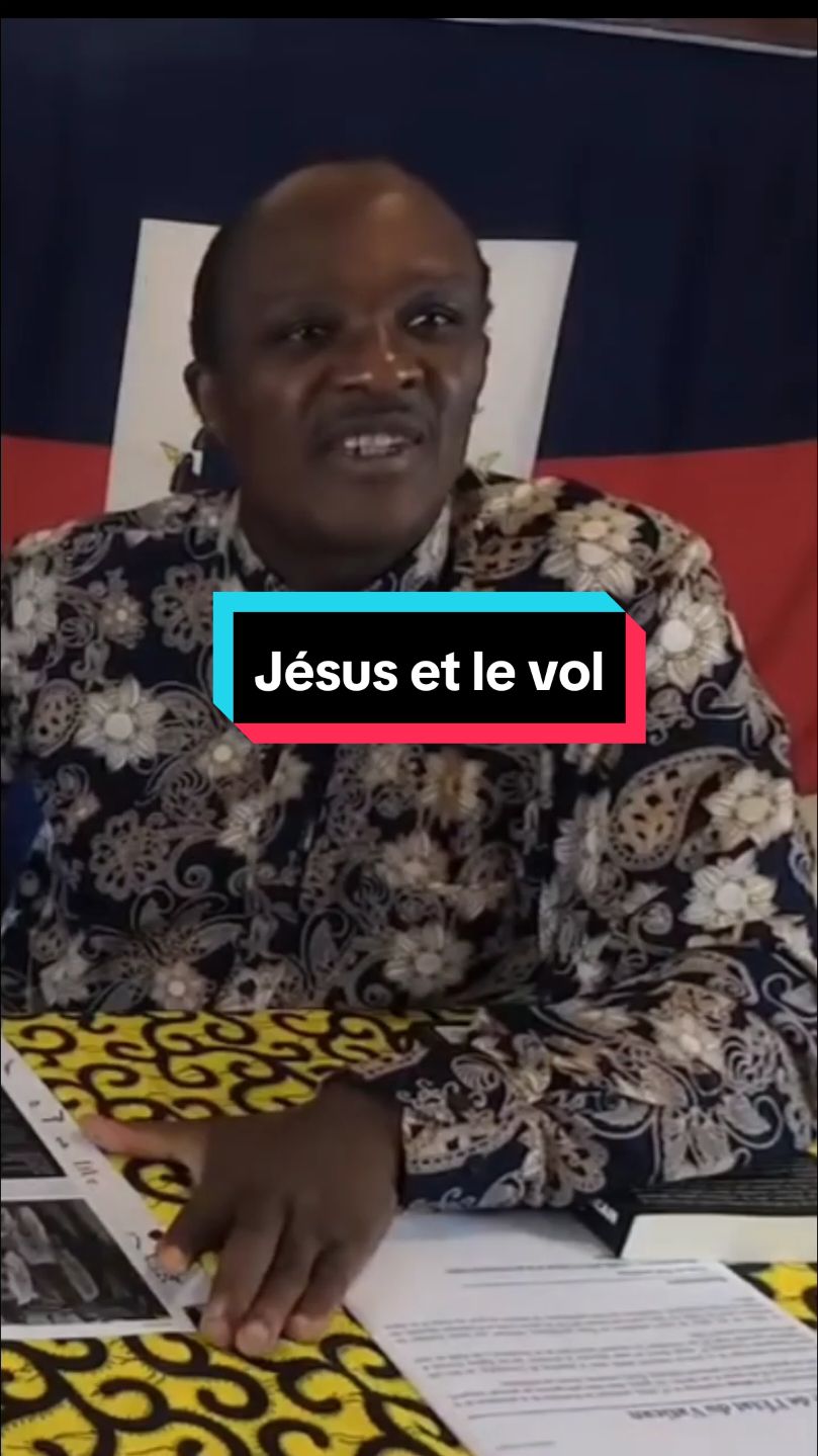 les africains croire qu'on attend Jésus #jesus #africains #france 