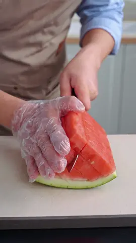 Fast Watermelon Cutting Hack: Perfect Cubes in Seconds! 🍉 #Watermelon #CuttingHack #KitchenTips #CookingHacks #FruitCutting #QuickRecipes #SummerTreats #FoodPrep #KitchenSkills #fyp #usa #ignited #ignitedcutlery #fyp #fypシ 