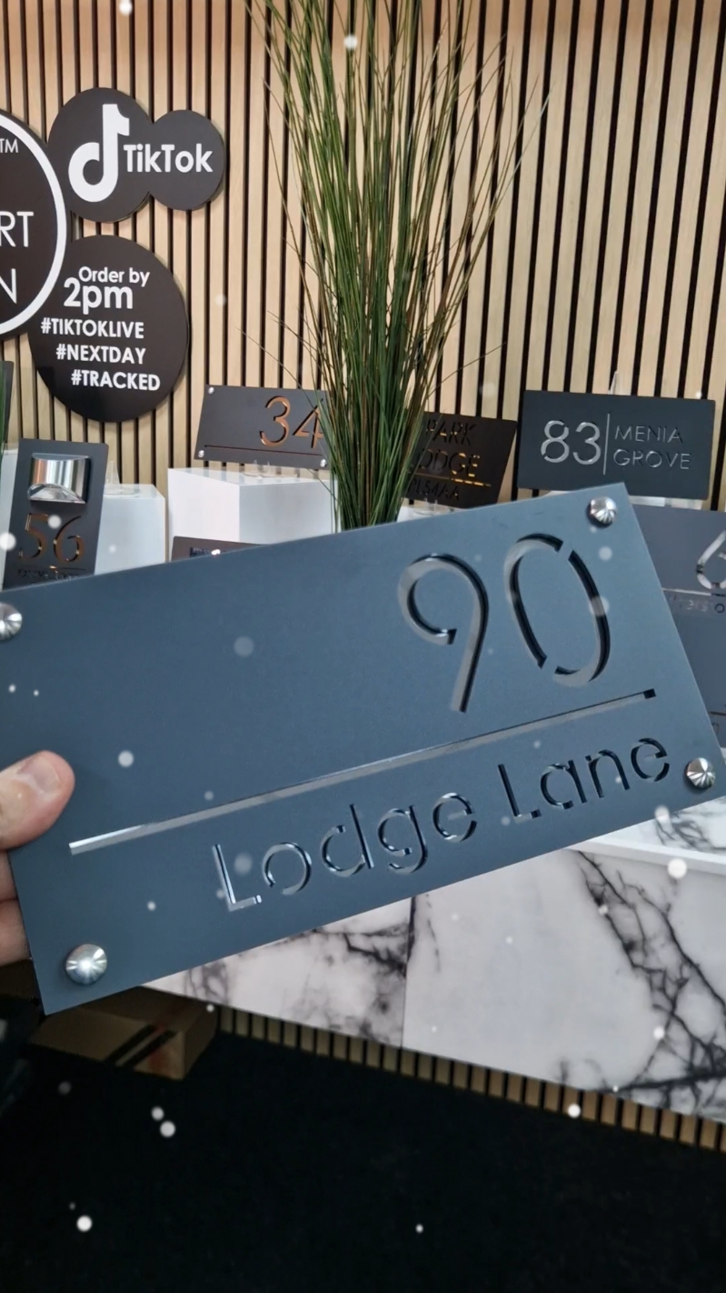 Down to £8.99 with next day free delivery. Beautiful personalised house signs. #uk #Home #homedecor #muslimtiktok #muslim #jinglebells #Christmas #quaran #Arabic #mashaallah #decorations #xmasdecorations 