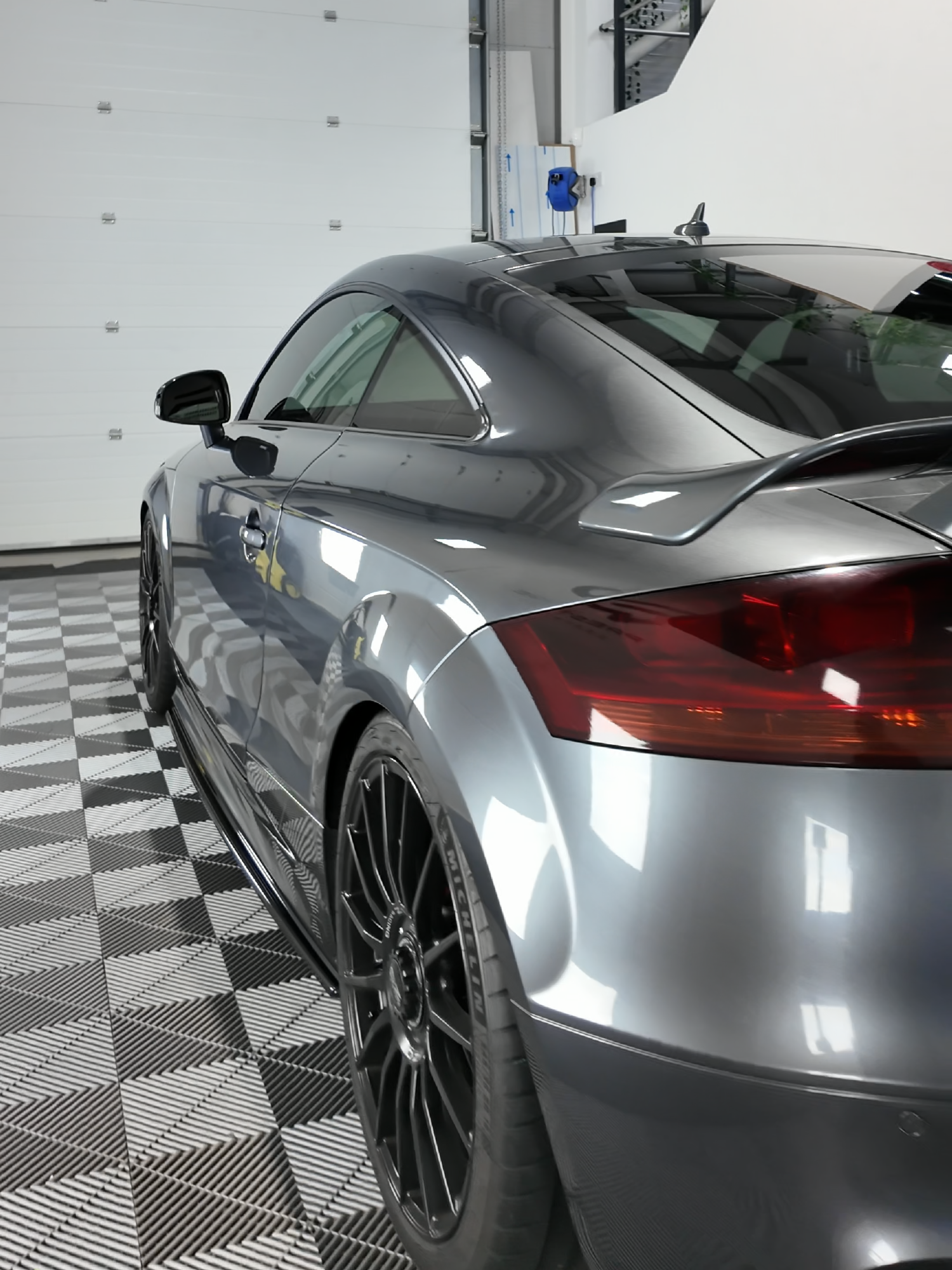 It's not always just wraps and PPF! 👀 This Audi TT came in for a range of upgrades: we installed a sleek new diffuser, refreshed the interior with new carpet, added carbon fibre interior trims and mirror caps, and protected the bonnet with fresh PPF. 🛡️ 📧 - sales@prestige-graphics.co.uk 📲 - WhatsApp - +44 7867 410697 ☎️ - 01622 522101 #PrestigeGraphics #PPF #SelfHealing #VehicleProtection #PaintProtectionFilm #AudiTT #AutomotiveUpgrades