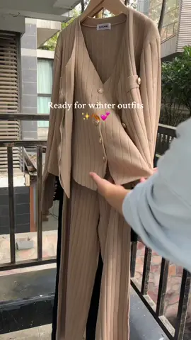 #tiktokmademebuyit #longsleeve #pants #3piecesuit #outfit #blackfridaydeals 