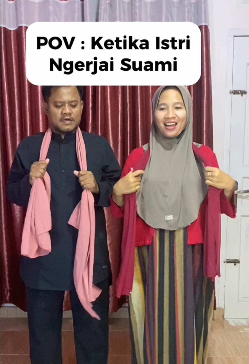 Istri ngerjai suami #suamiistri #suamiistrilucu #kocak #suamiistrikocak #komedi #komedikocak #fyp #fypシ #viral #viralvideo #kontenlucu #suamiistrireceh #kontensuamiistri #kontenviral #fypシ゚viral 