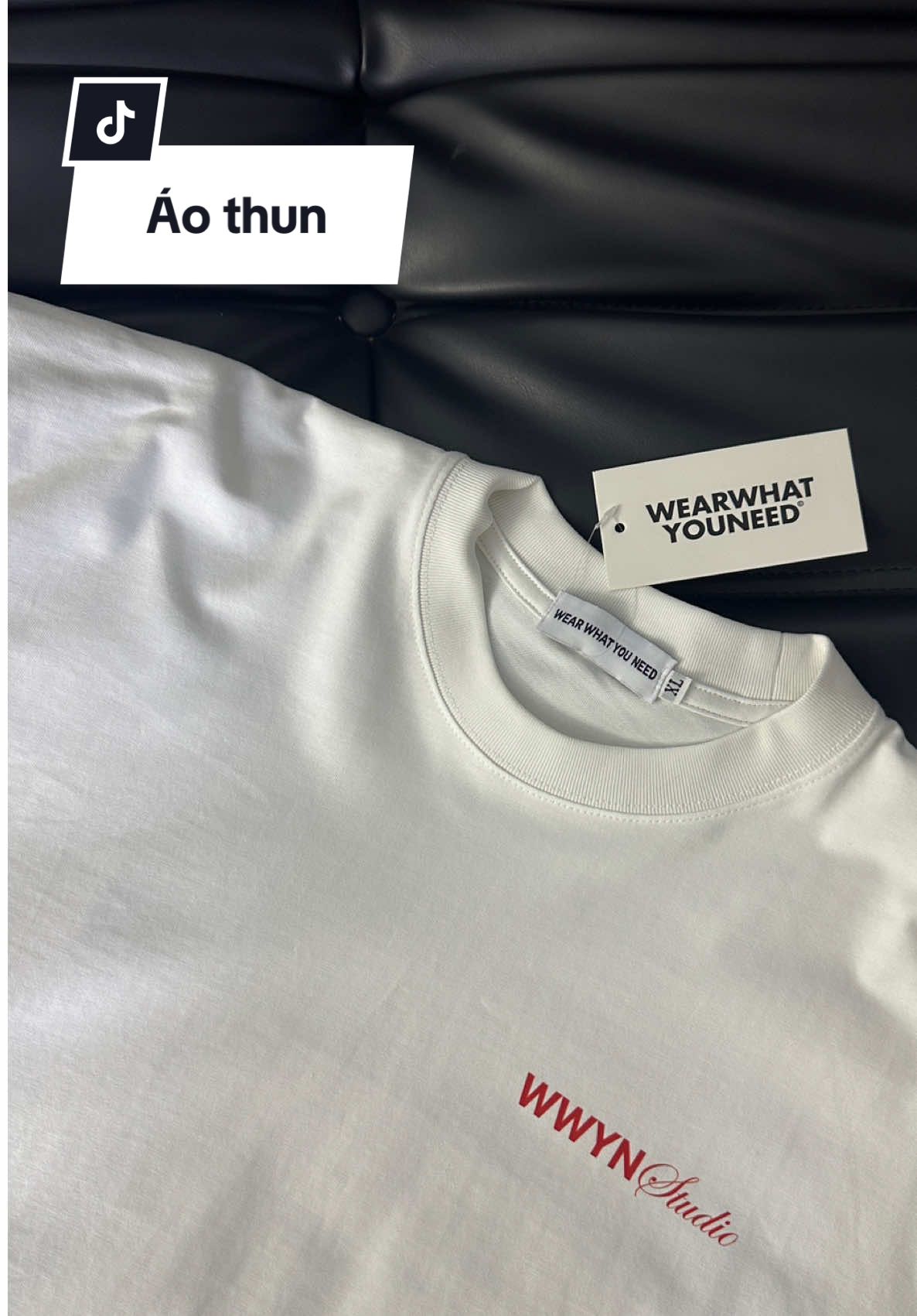 Cứ gọi là đơn giản mà tạo nên sự tinh tế và đẹp #tshirt #localbrand #áothun #phốiđồđẹp 