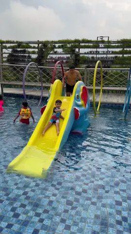 #senyumworlhotelbatu #holiday #batu 