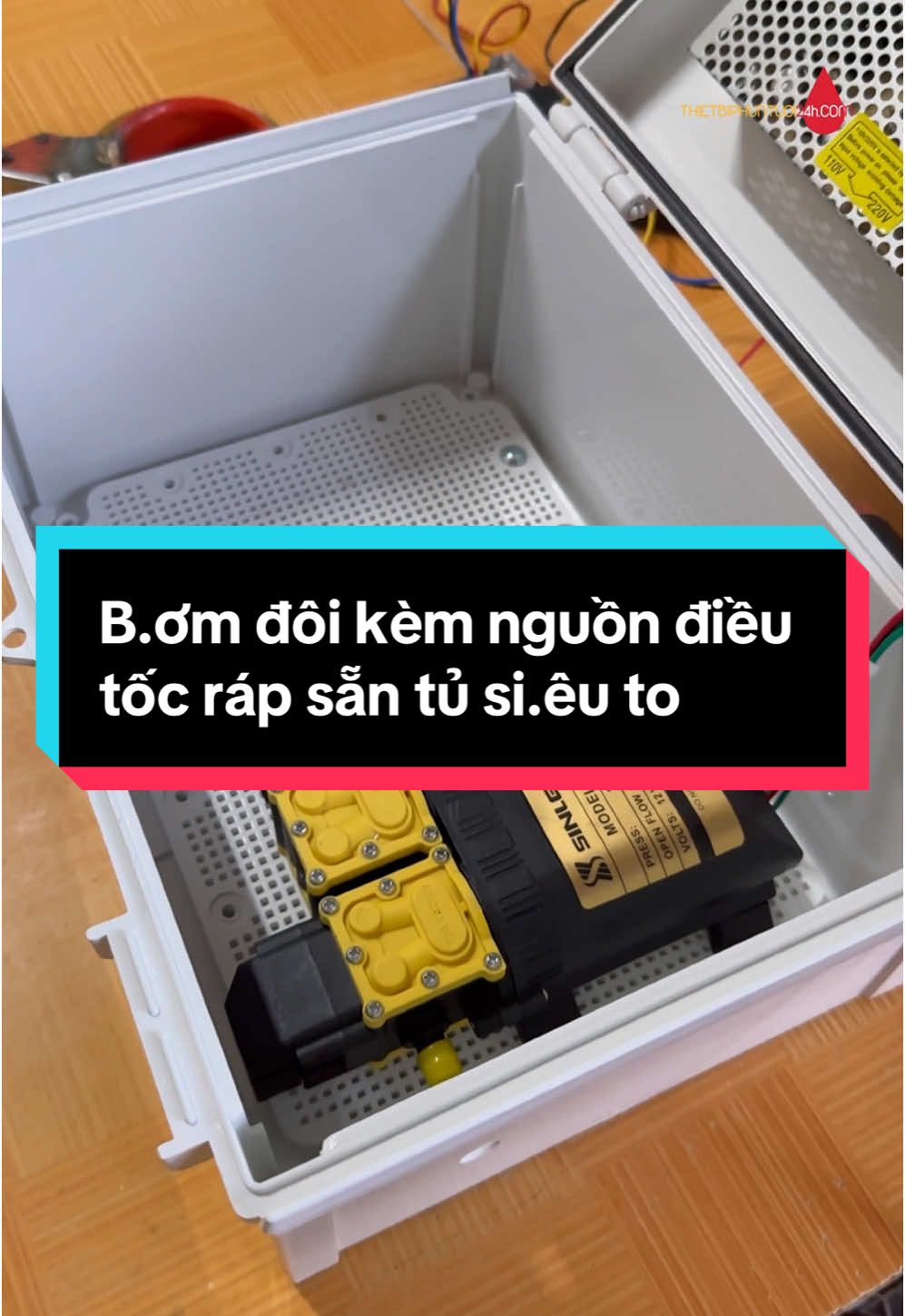 B.ơm đôi Sinleader kèm nguồn điều tốc ráp sẵn tủ si.êu to #thietbiphuntuoi24h #phunbottuyet #phunbot #sinleadermini12v 