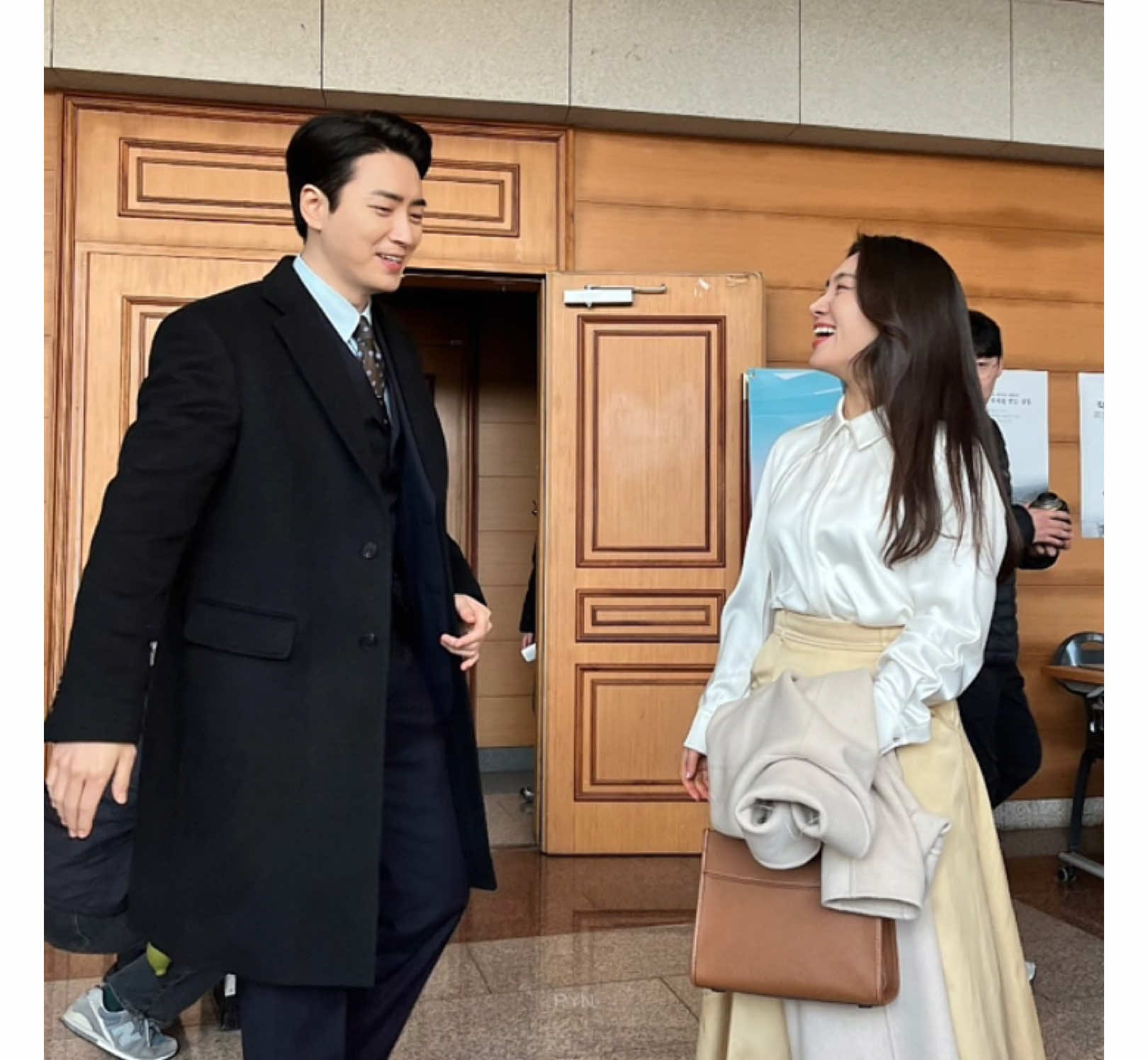 siapa yang bakal ga nyangka ternyata anaknya dongjae udah gede? 😫☝️ #leejunhyuk #choiheeseo #dongjaethegoodandthebastard #이준혁 #최희서 #좋거나나쁜동재 