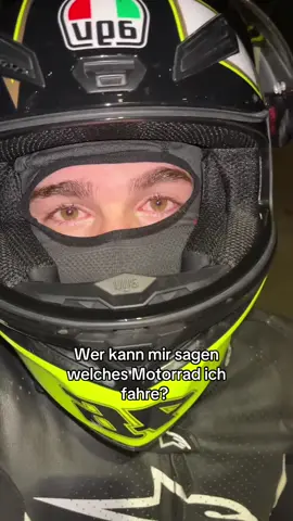 Insta: chris.mrb wenn du es weißt🫶🏻 #bikerlife #bikerboy #motorcycle #viral #r7 #yamaha  #CloseUpAuge 