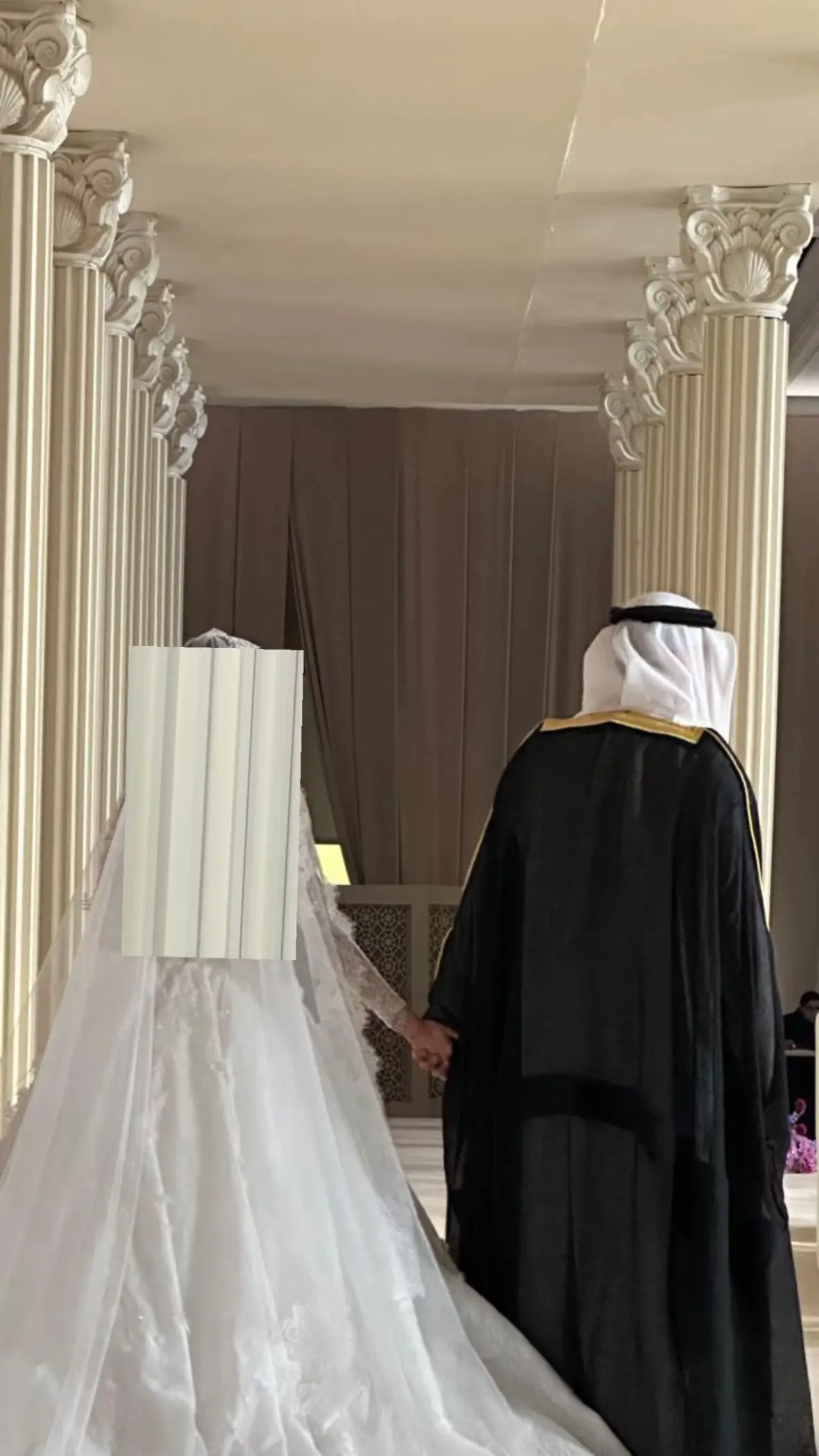أحلى عروس🥹 الله يسعدكم يارب 🤍 #عرس #توديع_عروستنا #الشعب_الصيني_ماله_حل😂😂 #عرس_اماراتي #الامارات 