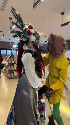Un dia de  muertos en llanero bodegon😂  #ramdom #diademuertos #humortiktok #baile #fyp #pareja #mariachi 