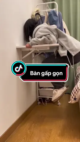 Bàn treo tường gấp gọn, tiết kiệm không gian sống #tekto #bangapgon #bantreotuonggapgon #banlamviectreotuong #gocsangtao #tienich #tienichthongminh 