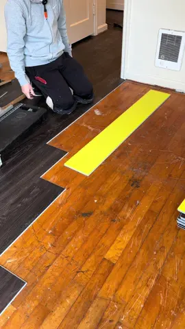 Lvp flooring installation #contruction #flooring #remodel #DIY #lvp #lvt #hardwood #laminate #lamimateflooring #work #satisfying 
