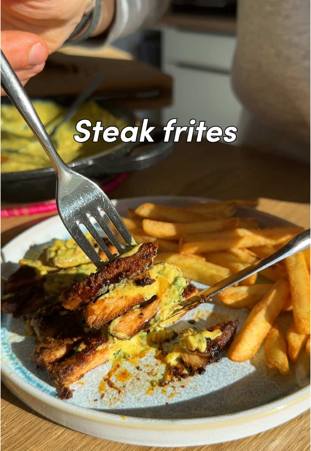 What a scrumptious… STEAK!🥰 RECIPE (2 servings, 30min prep time): Sauce: -75g vegan butter -1 small onion -2 cloves garlic Sauté for a few minutes. -1 Tsp mustard -1 Tsp miso paste -1/2 Tsp curry powder -1/2 Tsp each dried thyme and rosemary -salt and pepper to taste -1 Tbsp chopped parsley  -150ml vegan cream -juice of 1/2 lemon  -1 Tsp agave  Mix and let it cook 5min. Steak: -4 big mushrooms (I used lions mane) Fry in some oil and gently press out the water. -1/2 Tbsp each paprika, cumin  -2 Tsp each dried thyme, dried rosemary -1 Tsp salt  Mix well and sprinkle on both sides of the steaks. -2 Tbsp tomato paste -1/2 Tbsp soy sauce -1 Tbsp agave Mix well and brush on each side of the steaks. Serve the sauce on the steaks along side with some fries. - Was für ein leckeres… STEAK!🥰 REZEPT (2 Portionen, 30 Minuten Zubereitungszeit): Sauce: -75g vegane Butter -1 kleine Zwiebel -2 Knoblauchzehen Einige Minuten anbraten. -1 TL Senf -1 TL Misopaste -1/2 TL Currypulver -Jeweils 1/2 TL getrockneter Thymian und Rosmarin -Salz und Pfeffer nach Geschmack -1 EL gehackte Petersilie  -150 ml vegane Sahne -Saft von 1/2 Zitrone  -1 TL Agave  Mischen und 5 Minuten kochen lassen. Steak: -4 große Pilze (ich habe Igelstachelbert verwendet) In etwas Öl anbraten und das Wasser kräftig herausdrücken. -1/2 EL je Paprika, Kreuzkümmel  -2 TL je getrockneter Thymian, getrockneter Rosmarin -1 TL Salz  Gut vermischen und auf beide Seiten der Steaks streuen. -2 EL Tomatenmark -1/2 EL Sojasauce -1 EL Agave Gut vermischen und jede Seite der Steaks damit bestreichen. Die Sauce auf den Steaks mit Pommes servieren. #veganfood #easyveganmeals #easyveganrecipes #EasyRecipes #veganrecipes 