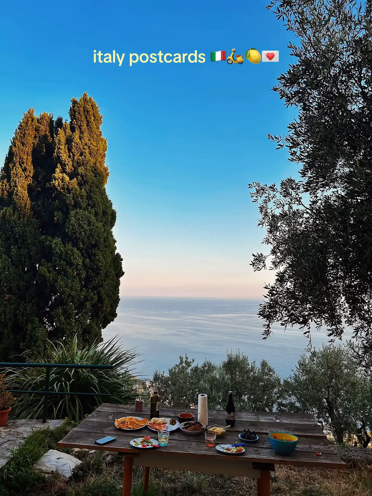 #italy #traveltok #lagodicomo #cinqueterre #liguria #portofino #photography #nature #fyp #perte #postcard #landscape 