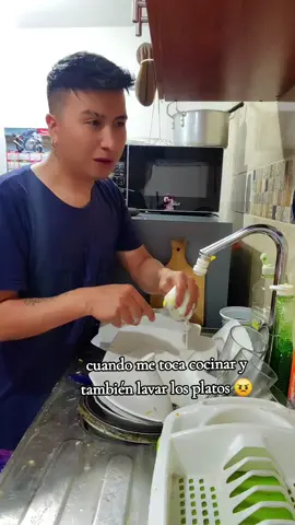 Todos me tratan como si yo fuera la criada de la casa 