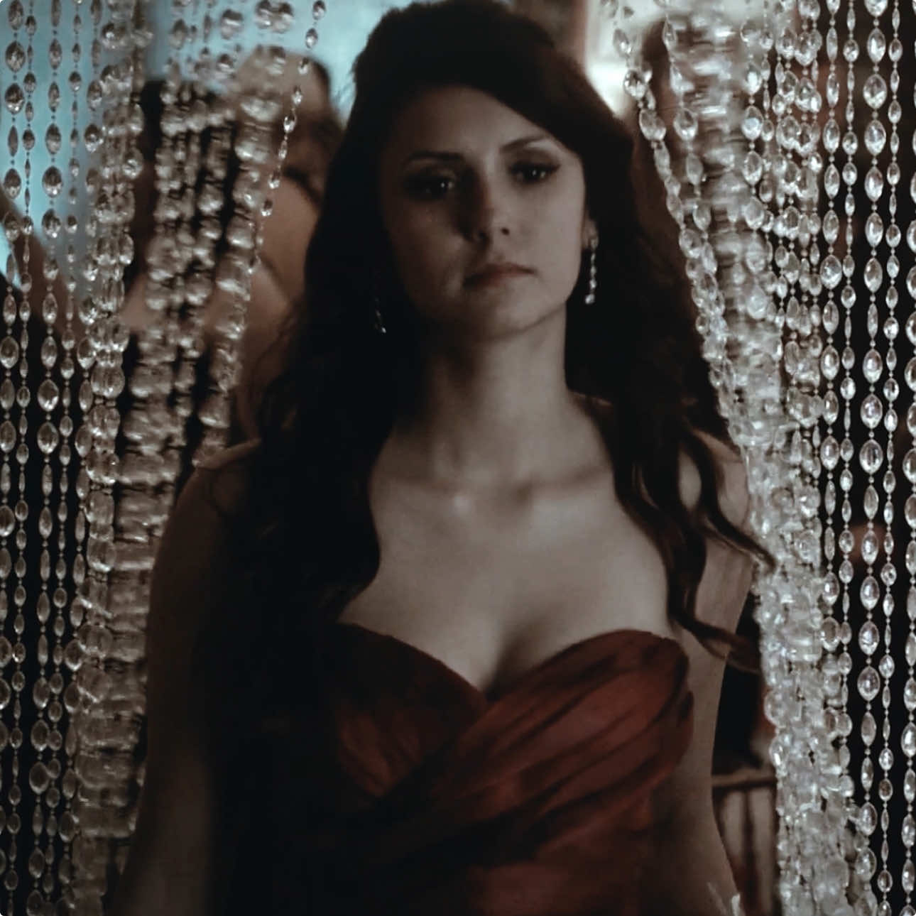 No humanity elena was something else 😵‍💫 #fangrose #tvd #tvdedit #thevampirediaries #thevampirediariesedit #elenagilbert #elenagilbertedit ac @Papi's Audios 