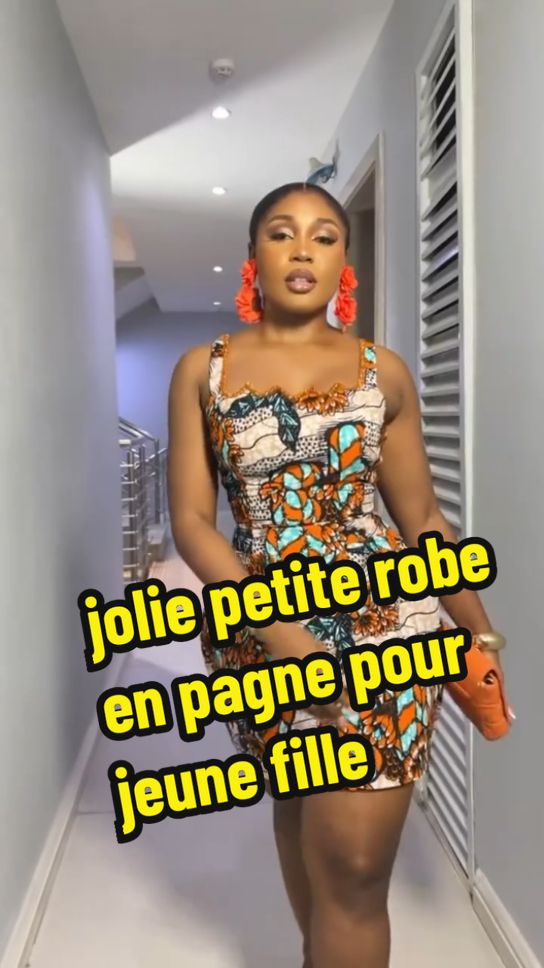 jolie petite robe en pagne pour jeune fille #pourtoi #pagneafricain #fashion #model #azizoloyede #robe #africantiktok #pagnewax @Valentin Ketonou @Mélanie Fashion 