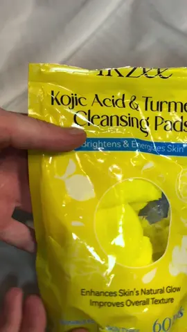 Ikzee Summer Kojic Acid & Turmenic cleansing pads https://www.tiktok.com/t/ZP812EEHF/