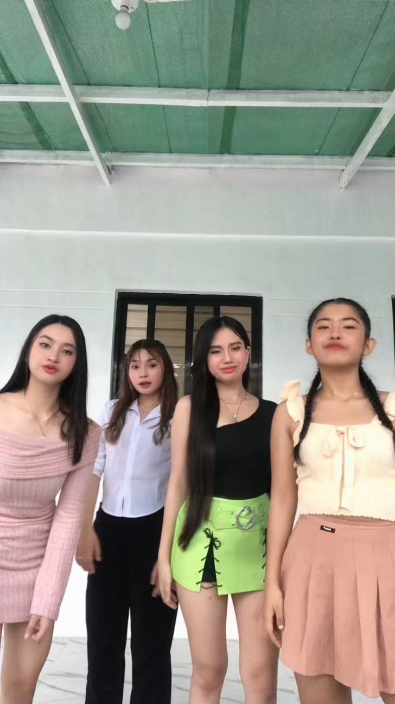 With the girls 💗 @KeithlynAnne @kieshalouisee @ELAHH LESCH #runcav #runcavmanagement #runcavevents #apt @RONALD DELOS SANTOS 