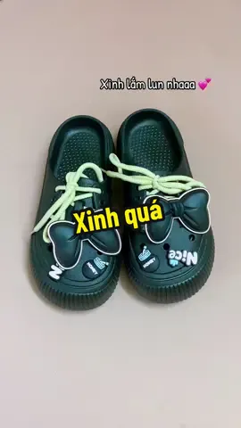 Sục buộc dây nơ xinh lắm nè #review #giaydep #giaydepxinh #ngocreview 