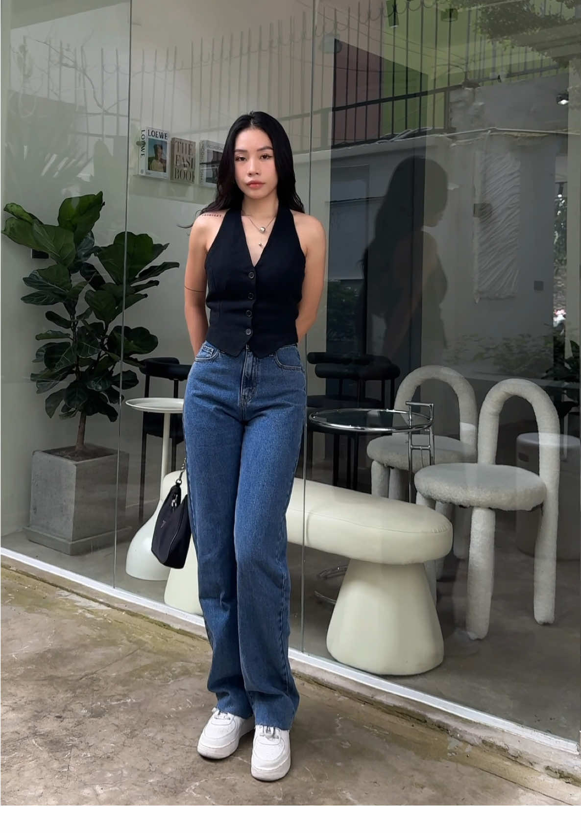 Love this look 🥰 #aaajeans #quanjeanongrong #casualoutfits #fashiontiktok #Lifestyle 