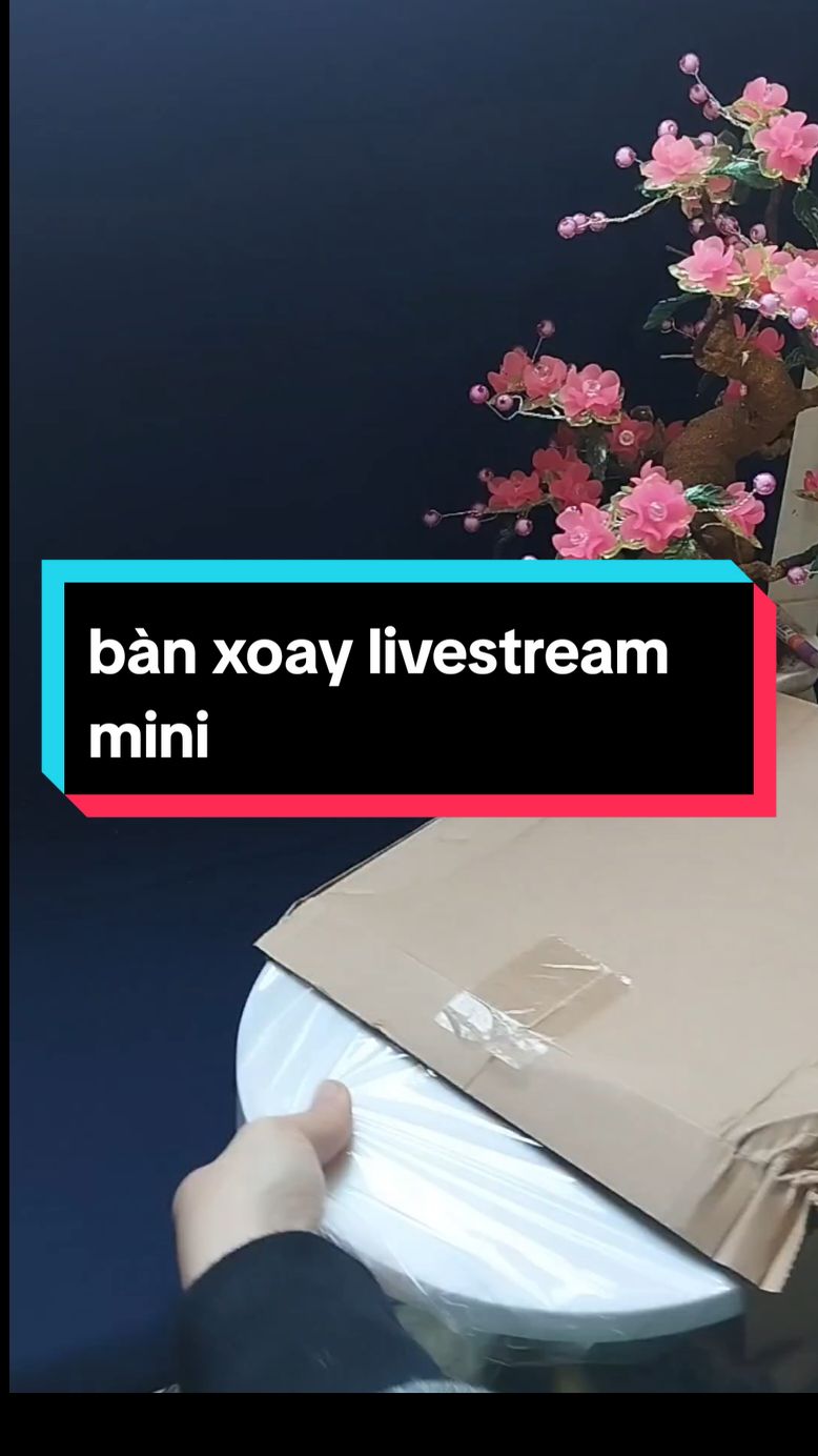 bàn xoay livestream tiện lợi cho người #banxoaysanpham #banxoay #banxoaylivetream #xuhuongtiktok 