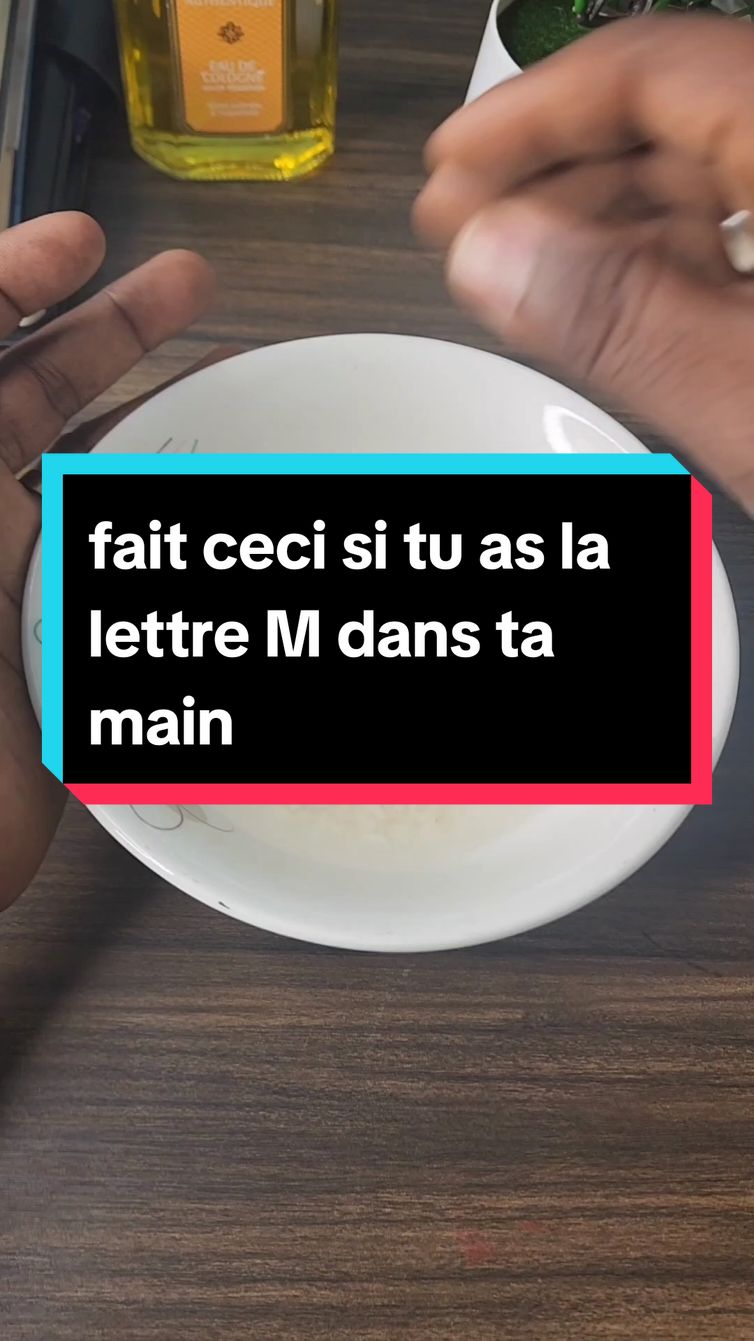 fait ceci si tu as la lettre M dans ta main #fyp #pourtoi #tiktokfrance 