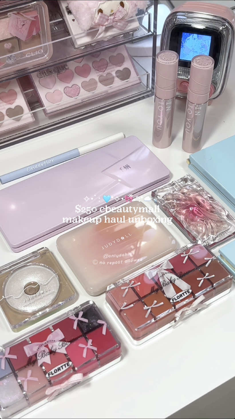 $250 @CbeautyMall makeup haul 🩵🎀☁️  don’t forget to use code 𝐎𝐍𝐋𝐘𝐃𝐀𝐇𝐈𝐀 to get a discount on your order 🛒💕 (enjoy their early black friday sales up to 50% off 🤭) © do not repost or plagiarize - #cbeauty #chinesemakeup #makeup #makeuphaul #chinesebeauty #unboxing #haul #douyinmakeup #xiaohongshu #viralmakeup #BFCM 