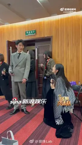 zhouye Chenglei ini couple imut, beneran kayak dua anak kecil gemesin kalau kumpul. #zhouye #chenglei #fyp #foryou 