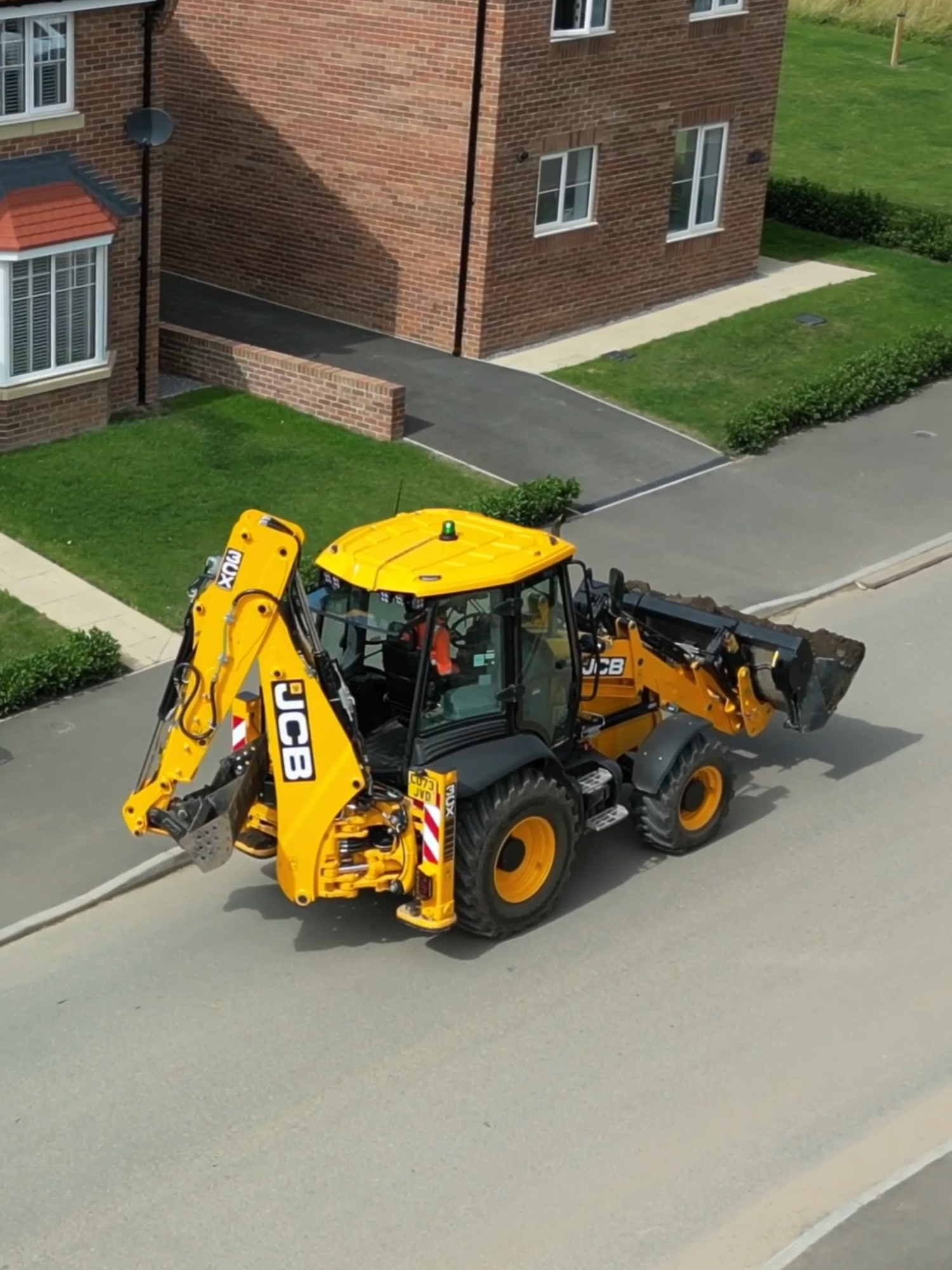 The answer you didn’t know you needed. The #JCB 3CX #Backhoe Loader working on a house building site for A W Cowan Groundworks. Discover more through the link in bio.