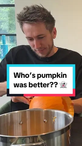 Who’s pumpkin was better?? 👻 #Miniminter #TaliaMar #Halloween #pumpkins #couple 