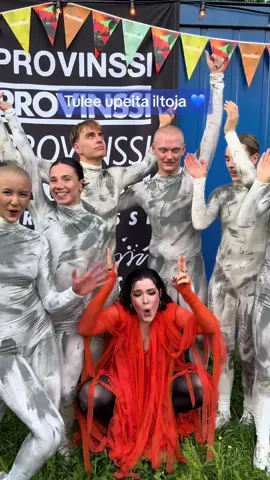 Torstaina mennään! 🤸🏻‍♂️  Loput liput myynnissä @Lippu.fi  @Warner Music Live 