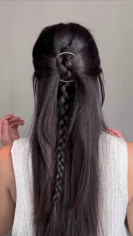 Easy Quick Hairstyle 😍♥️ #hairstyletutorial #easyhairstyles #hairtutorial #hairtok #longhairstyles #quickhairstyle #cutehairstyles #hairtrends #hairideas #hairinspo 