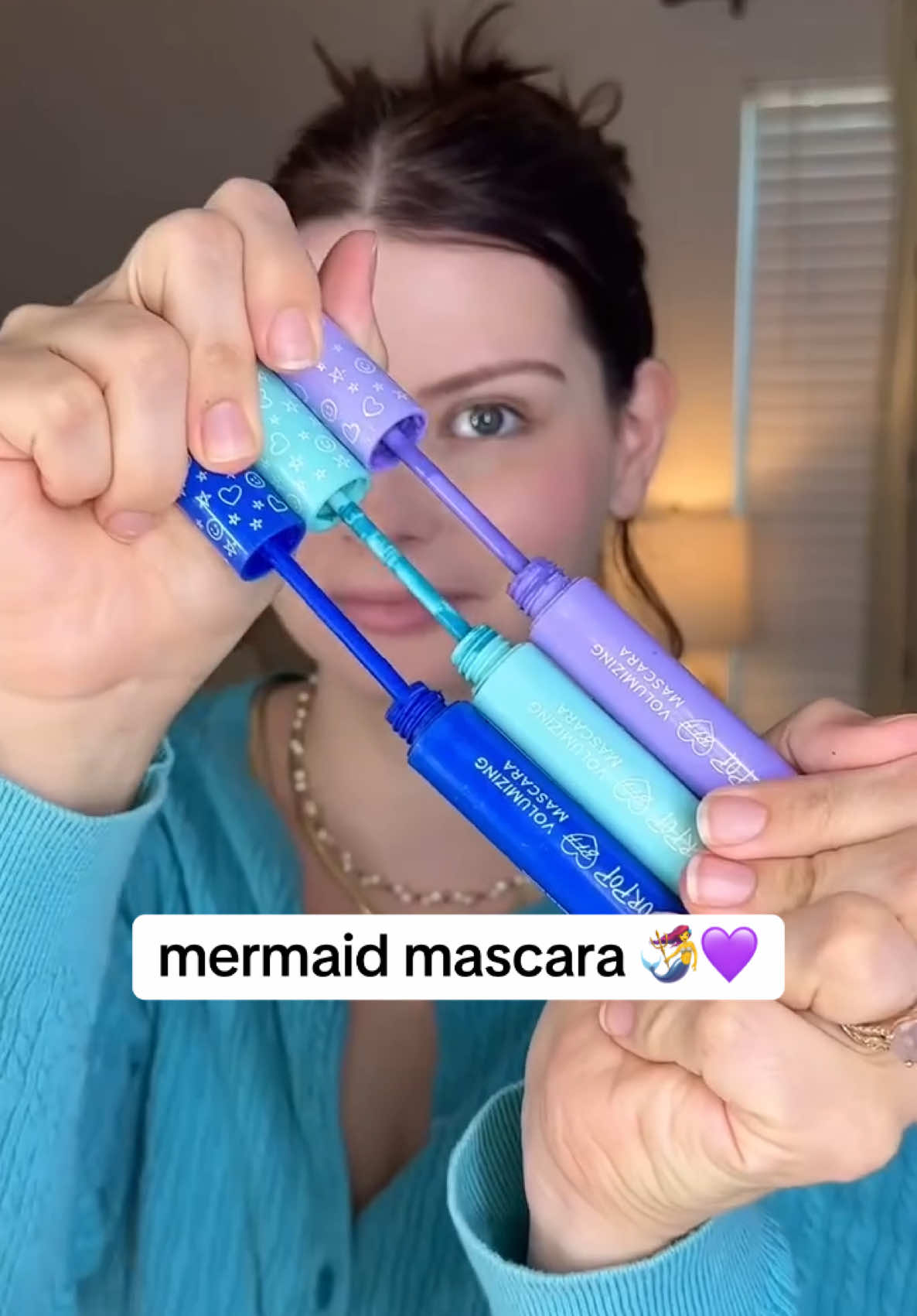 new trend: mermaid mascara 💜🧜‍♀️ who’s into it?? 🤭 BFF mascara is the colourful mascara youve been waiting for ✨ @Melody #mermaidmakeup #makeup #colorfulmascara #bluemascara #purplemascara  