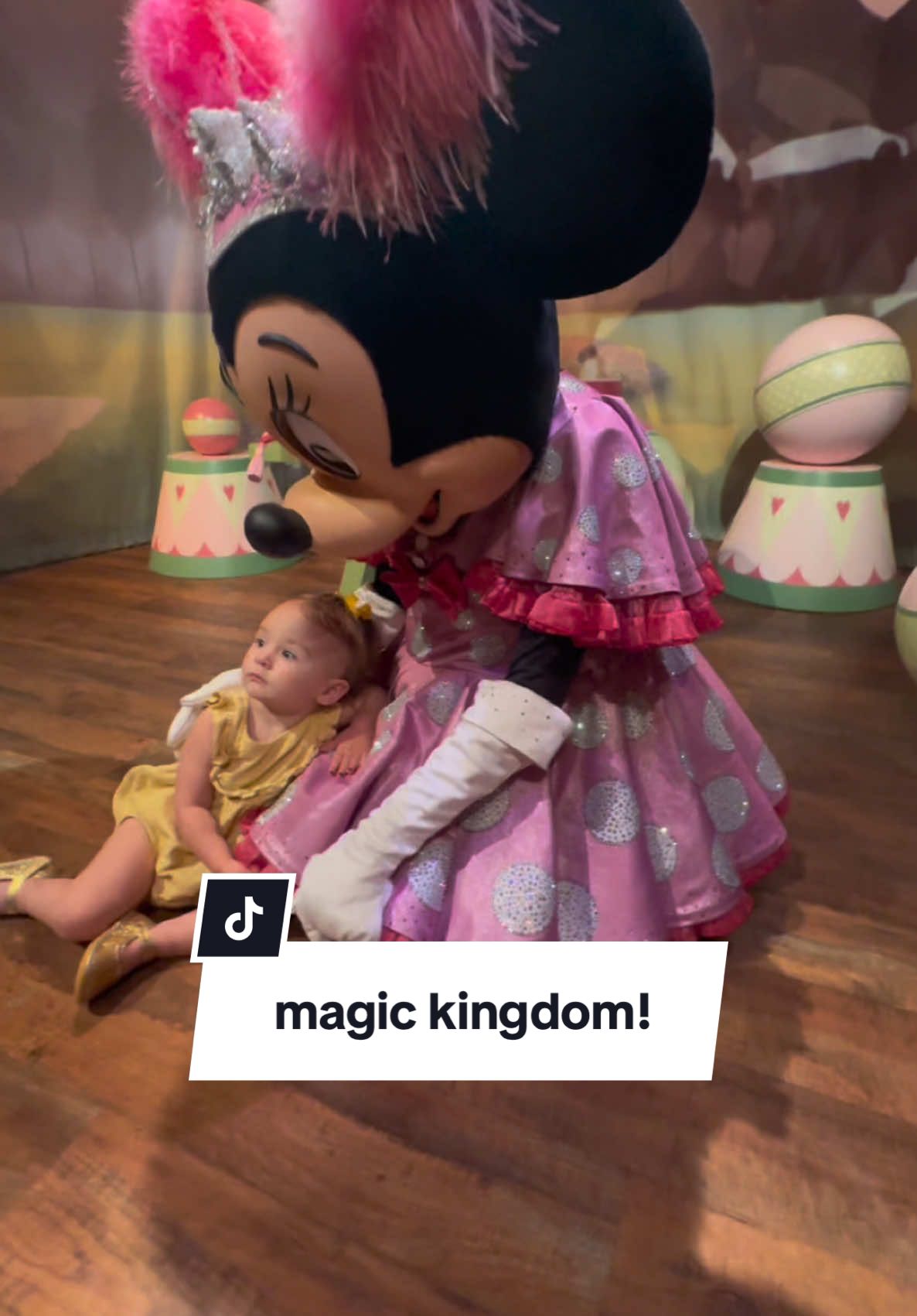 i cannot take the cuteness w all the characters. my heart 😭😭😭💗 #fyp #foryou #disneyworld #disney #mickey #trip #travel #toddlersoftiktok  @Disney Parks 