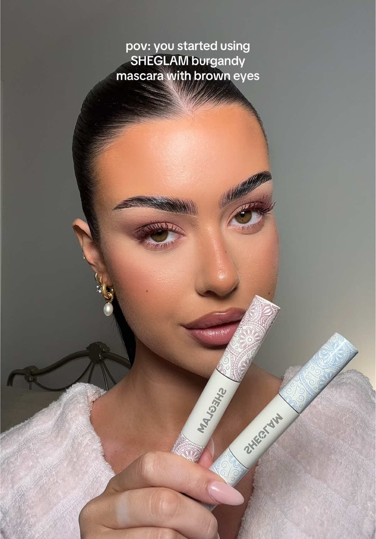 The viral SHEGLAM All-In-One Waterpoof Volume & Length Mascara now comes in burgundy and blue!!✨ #SHEGLAM #sheglammascara #sheglamcoloredmascara #sheglamallinone @SHEGLAM ad