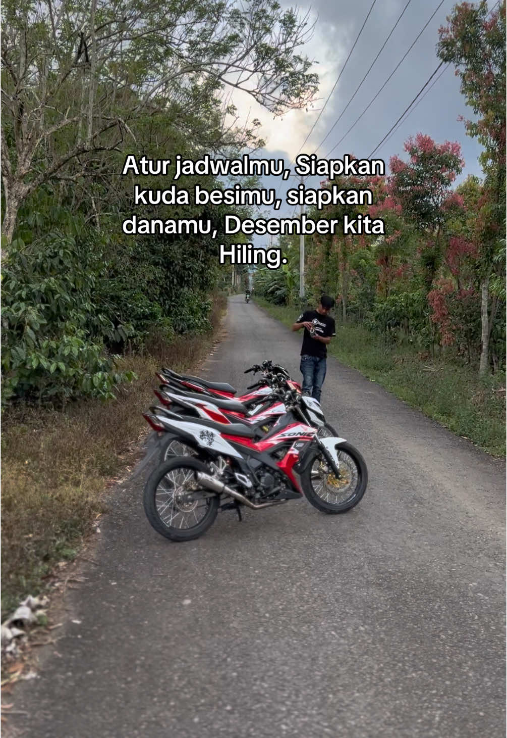 Rugi ame terlewatkan #fyp #buyungtj3 #jemekite #semende #sumatraselatan #hondasonic150r #motorsonic #hondasonic150rindonesia #motorganteng #gas #desember 