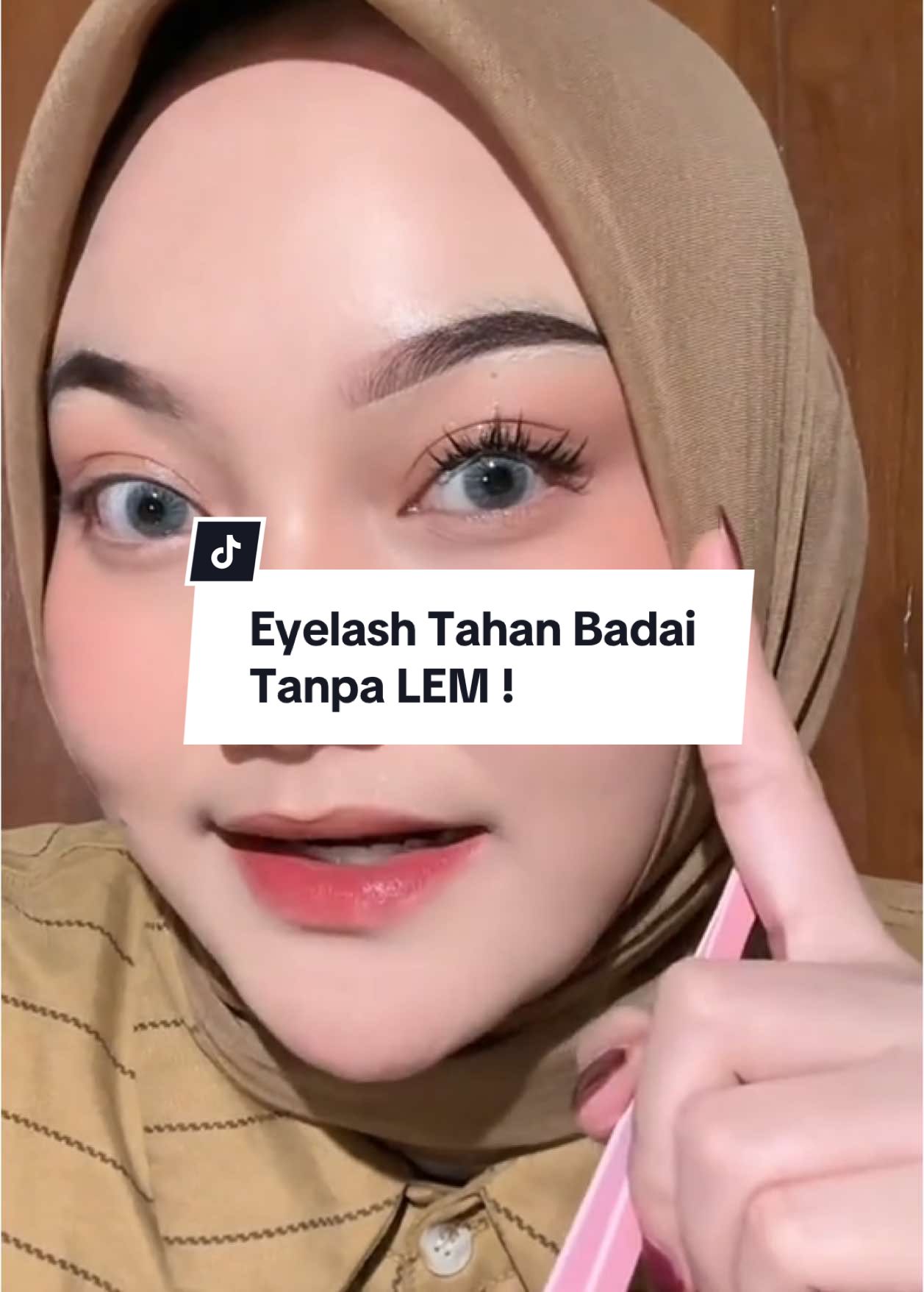 Membalas @boo Sat set tinggal tempel udah cantik banget #bulumatapalsu #bulumatabaisisi #eyelashreview #individuallashes #tipsmenjadicantik #eyelashsimple #baisisireview #beautyindonesia 