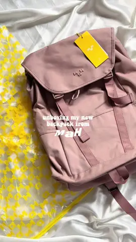 Try on?💗 #fyp #mahbackpack #mah #backpack #pink 