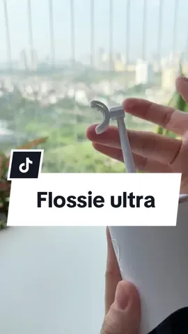 Tăm nước 2 chiều Flossie Ultra bản nâng cấp xịn xò hơn, bác nào răng lợi nhạy cảm thì tham khảo ngay nha #tamnuocflossieultra #flossieultra #tamnuocflossie #tamnuoc #tamnuoc2chieu #review #hienngangreview✅ #xuhuong #viral 