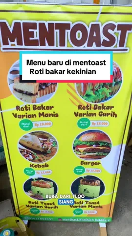 Nyobain menu baru nya mentoast, yg bosan makan roti bakar manis, gih cobain roti bakar besar gurih disini.. kebab nya juga endul lo, beda sm kebab lain.. cus langsung cobain..  📍 Halaman minimarket mentari 🕐 11.00 - 22.00 #kotabarufood 