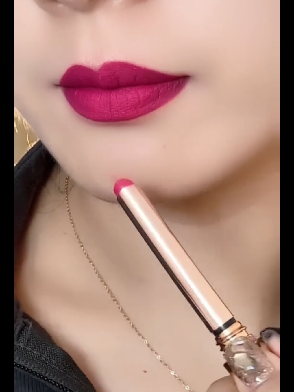 Lipstick Tutorial, Beauty Tips #trending #viralvideo #unfreezemyaccount #makeuptutorial #foryoupageofficiall #usa_tiktok #makeup #lipstick 