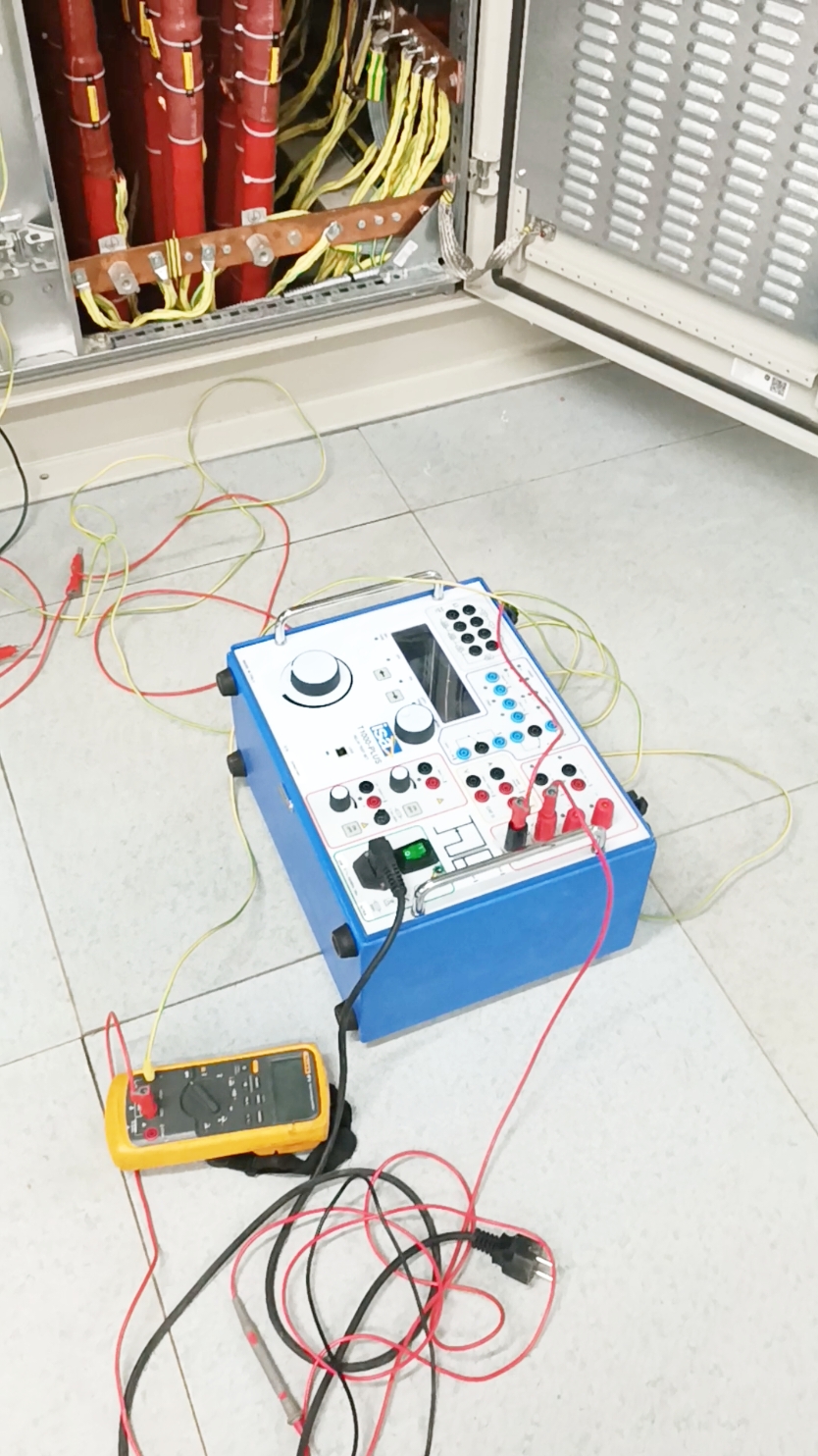 Hipot Testing VSD Panel with ISA T1000 Secondary Injection Relay Tester  #Hipot #meggertester #electricalwork #electrician #technology #control #electricaltesting #cabletester #industry #industrialelectrician #labour #majdoor #construction #india #pakistan #hardwork #dengerous  #fyp #foruyou 