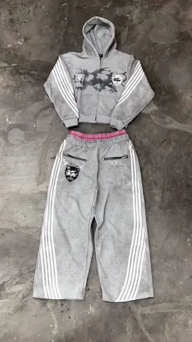 Cozy Worldwide Set📌📌 Drop your order at IG: street.modee #fyp #foryou #streetwear #viral #hoodie #sweatpants 