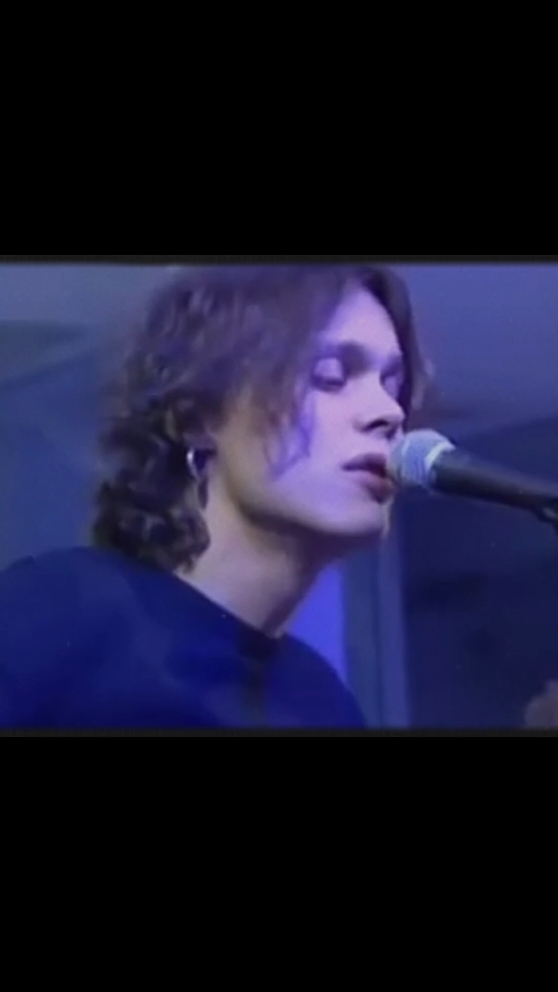 плачу, потому что Вилле Вало никогда не будет моим парнем 💔 #villevalo #villevalohim #villehermannivalo #villevalotok #ville #vv #hisinfernalmajesty #finland #joinme #heartagram #razorbladeromance #lovemetal #metal #gothicrock #rock #him #himband #HIM #yourprettyfaceisgoingtohell #rec #recommendations #fyp #рек #рекомендации 