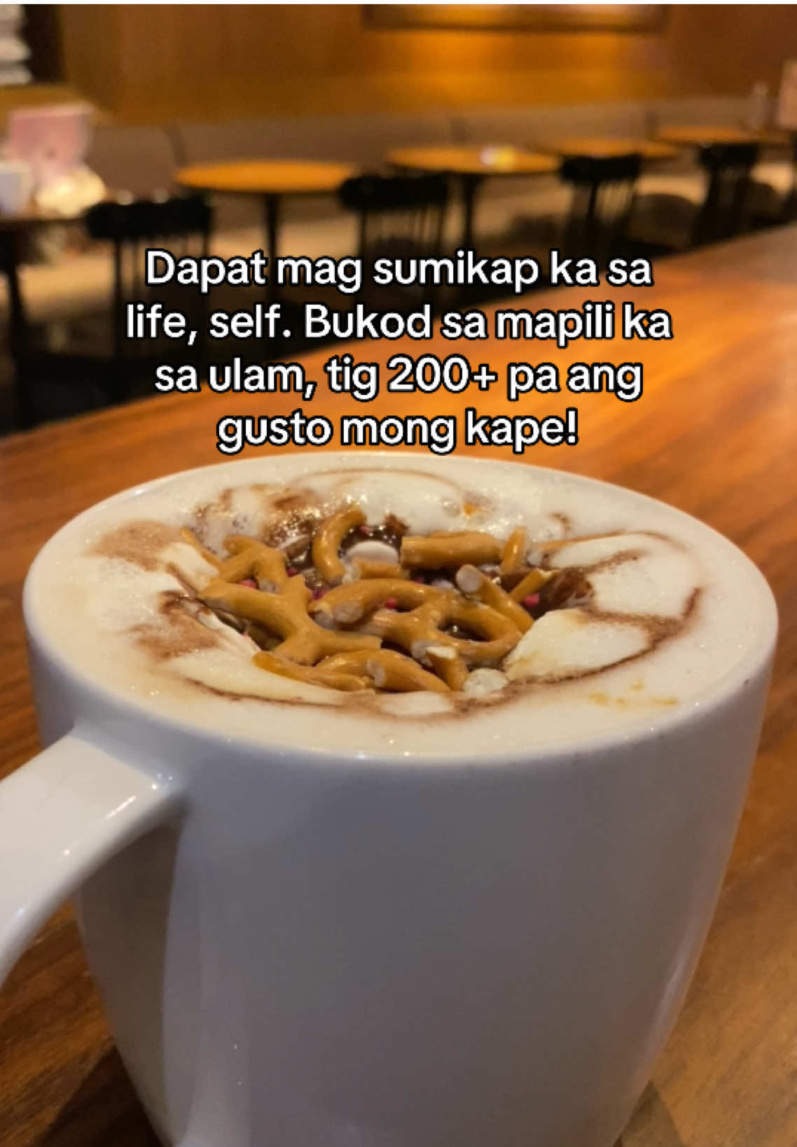 pagastos tayo ng pagastos sa buhay,self!  #starbucks #kape #coffeeshop #cafe #kimbulan #starbuckshack #starbucksnewdrink 