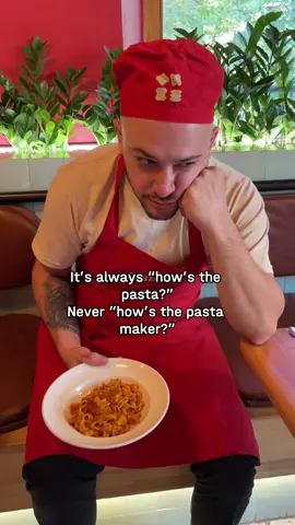 Never how’s the pasta maker. 🥲😂🍝 #pastaria #freshpasta #pastatirana #foodtirana
