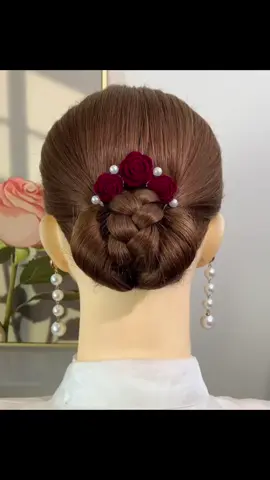 🌹🌹🌹#foryou #foryoupage #fypシ #မြင်ပါများပြီးချစ်ကျွမ်းဝင်အောင်လို့😜🤗 #hairtutorial 